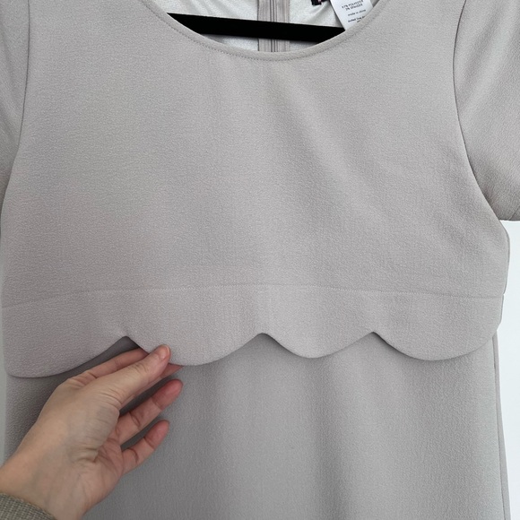 NWOT dress in size small - Picture 3 of 5